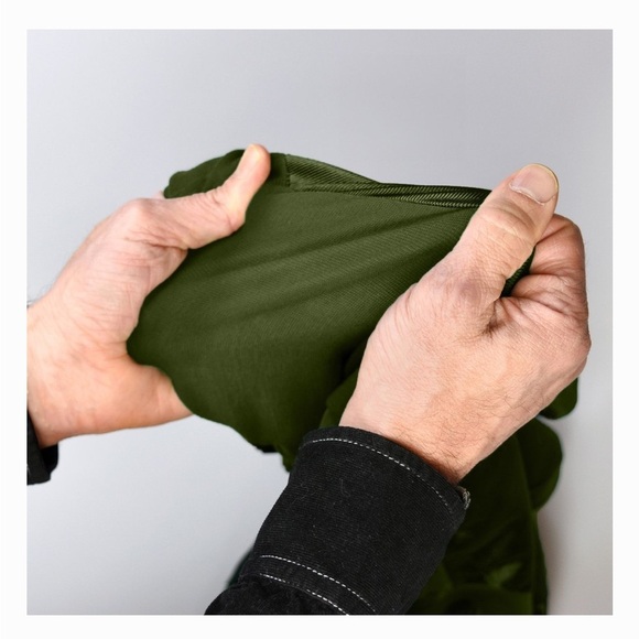 NFL Las Vegas Raiders Valor Stretch Dog Jersey, Size: Small- NWT - Picture 9 of 10